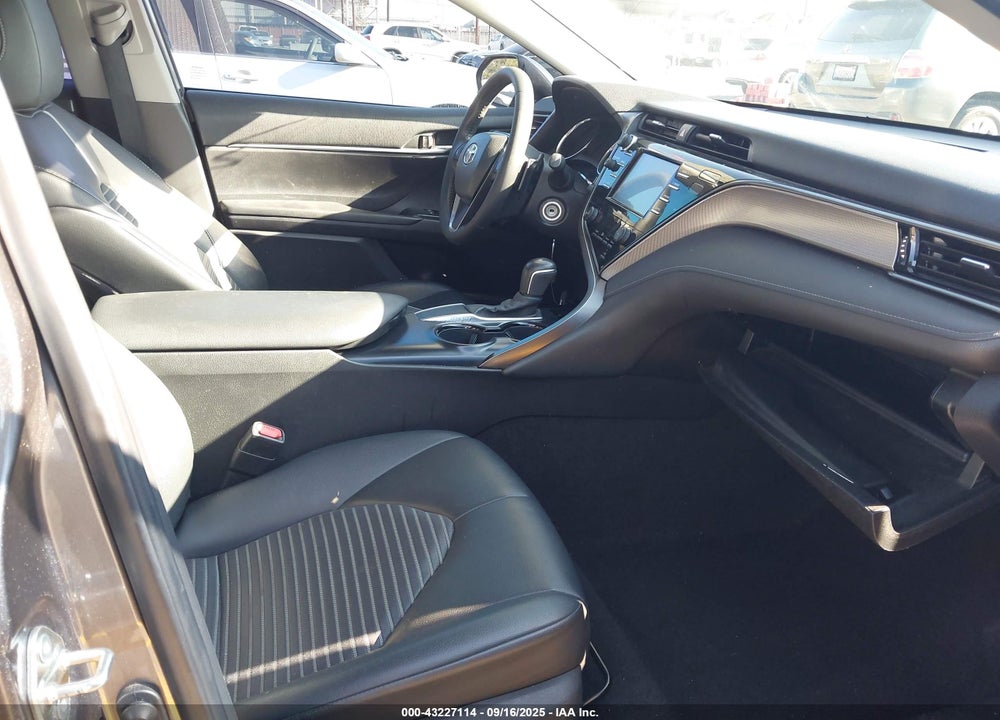 2020 TOYOTA CAMRY VIN: 4T1G11AK2LU895503