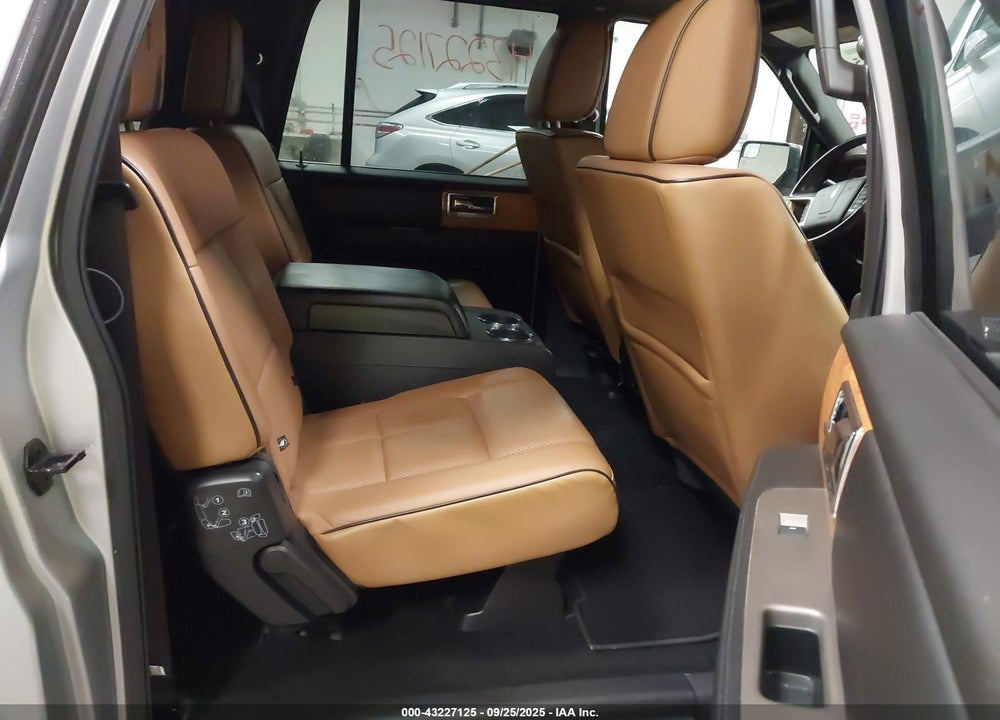 2013 LINCOLN NAVIGATOR L VIN: 5LMJJ3J56DEL07283