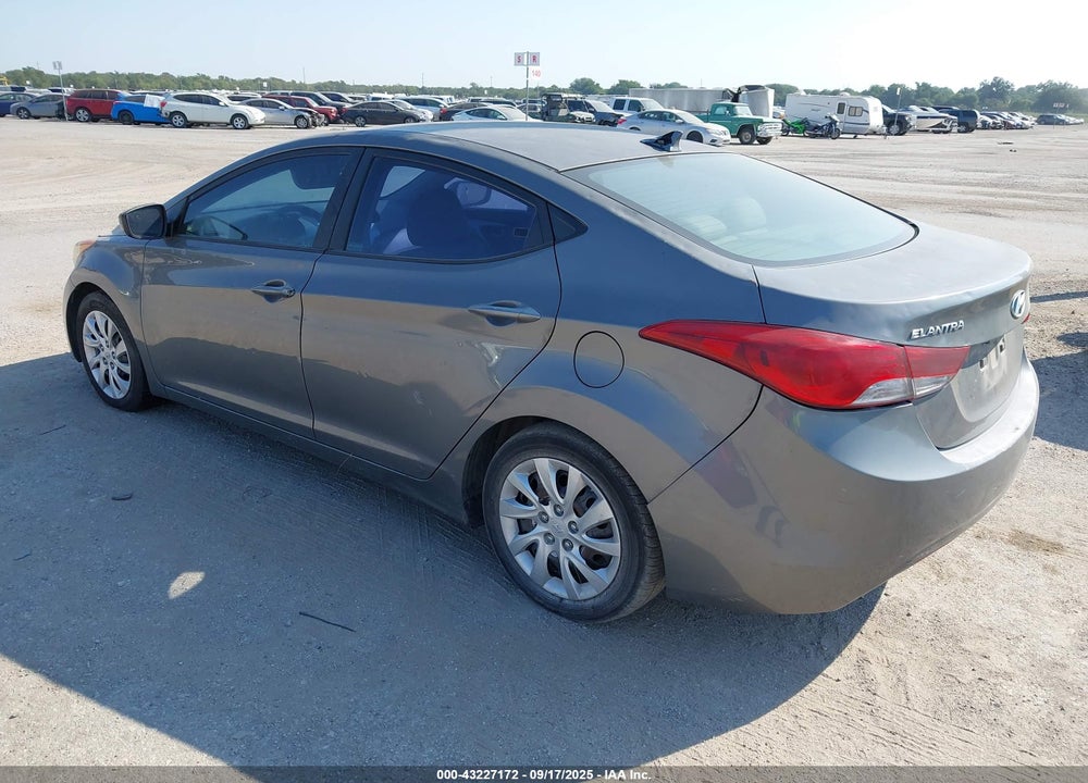 2012 HYUNDAI ELANTRA VIN: 5NPDH4AE4CH141446