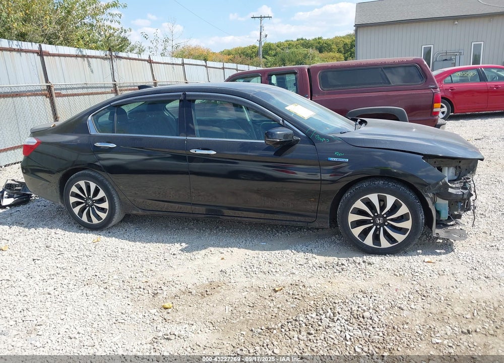 2015 HONDA ACCORD HYBRID VIN: 1HGCR6F39FA010764