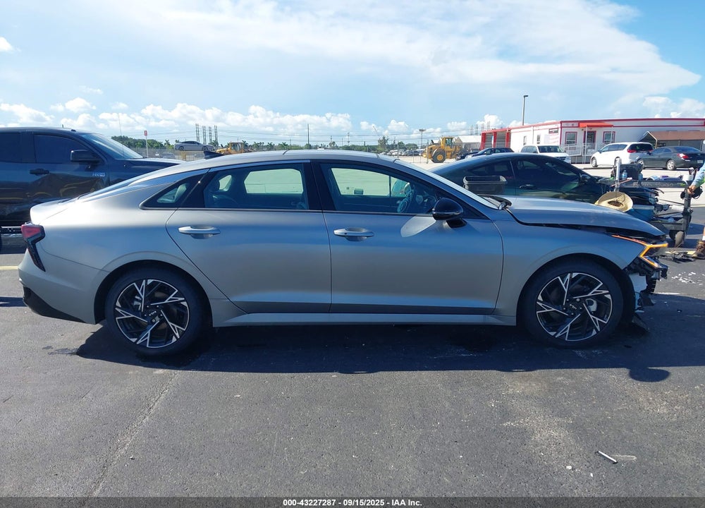 2025 KIA K5 VIN: KNAG64J79S5365361