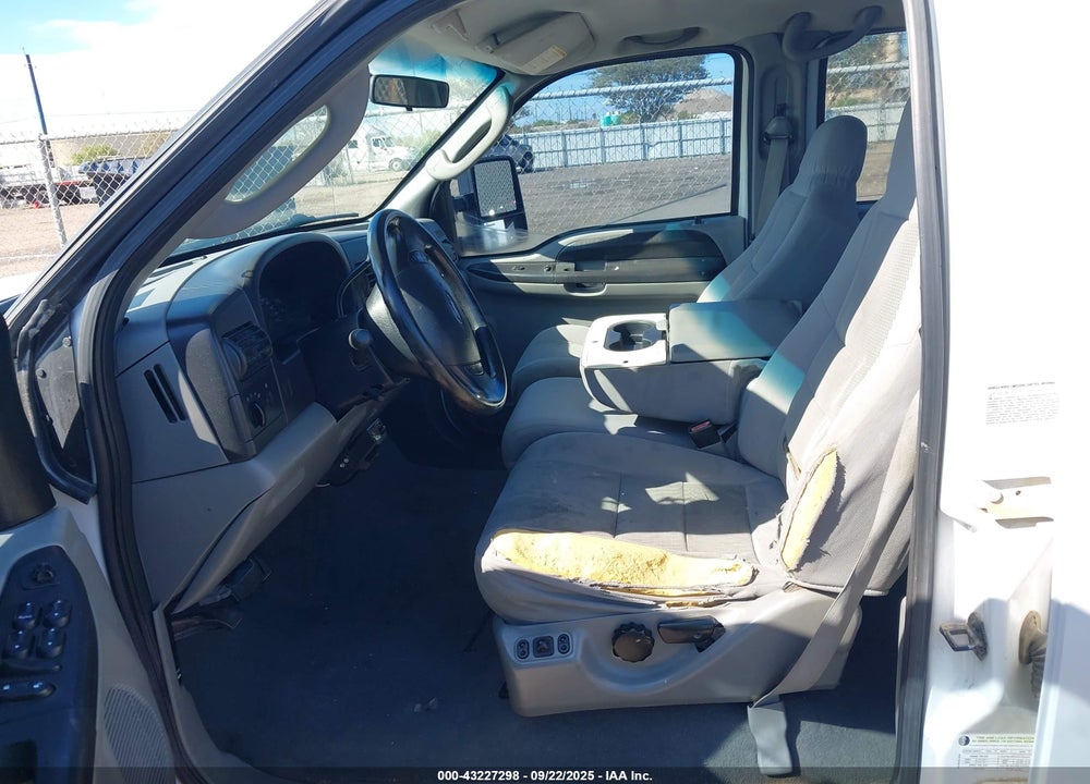 2005 FORD F 350 VIN: 1FTWW32P55EA19397