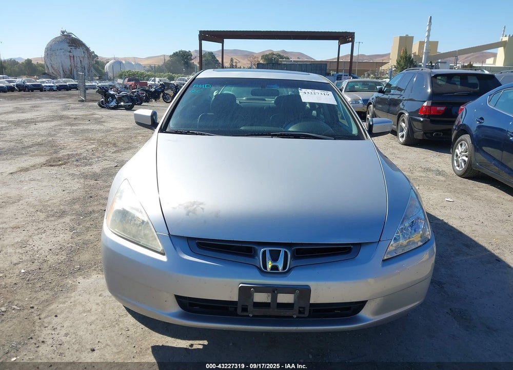 2005 HONDA ACCORD 3.0 EX VIN: 1HGCM66815A074709