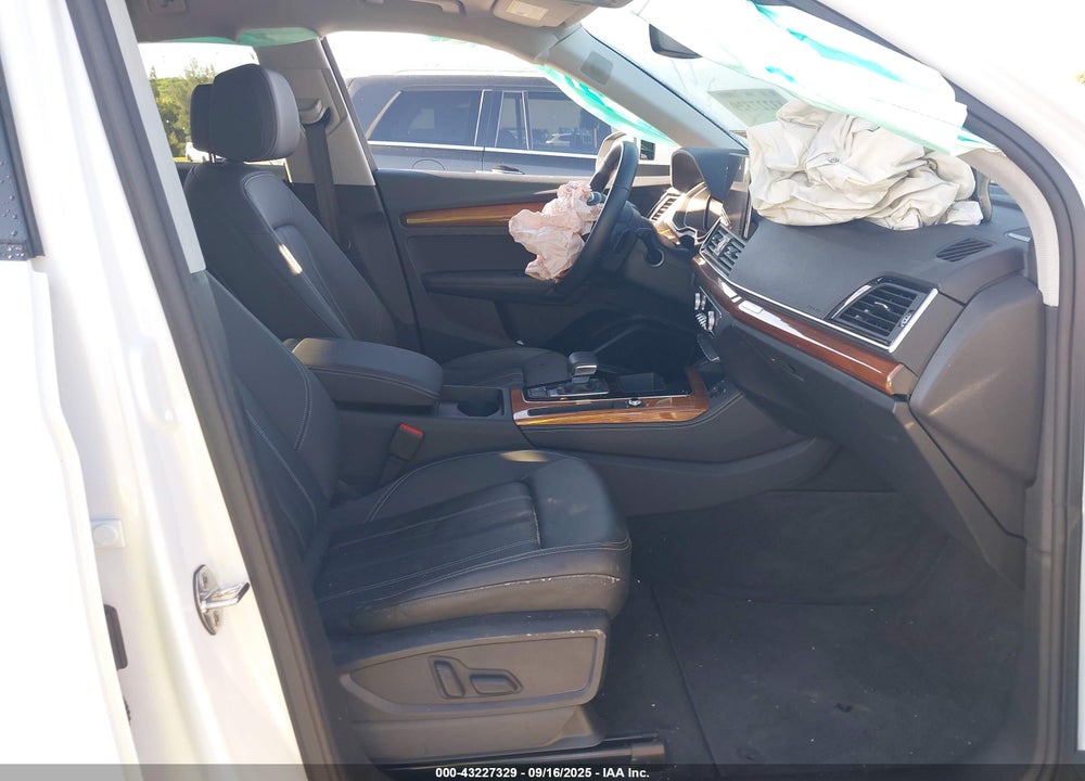 2025 AUDI Q5 PREMIUM PLUS 40 TFSI QUATTRO S TRONIC VIN: WA1BBAFY4S2026494