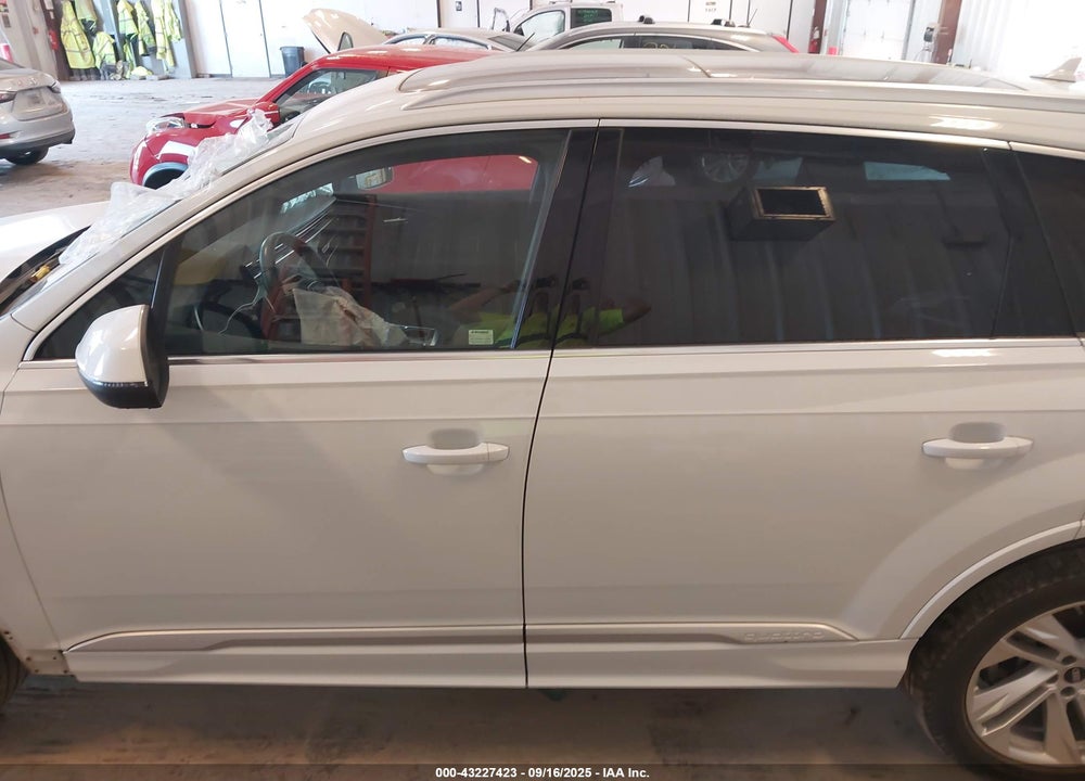 2022 AUDI Q7 PREMIUM 45 TFSI QUATTRO TIPTRONIC VIN: WA1AJBF79ND014975