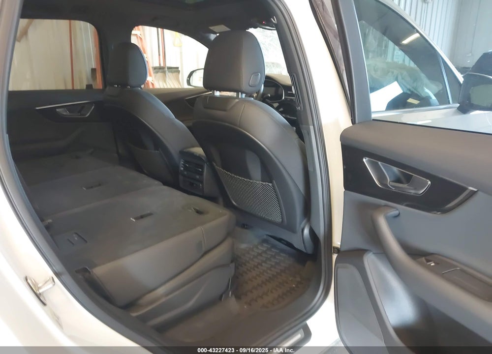 2022 AUDI Q7 PREMIUM 45 TFSI QUATTRO TIPTRONIC VIN: WA1AJBF79ND014975