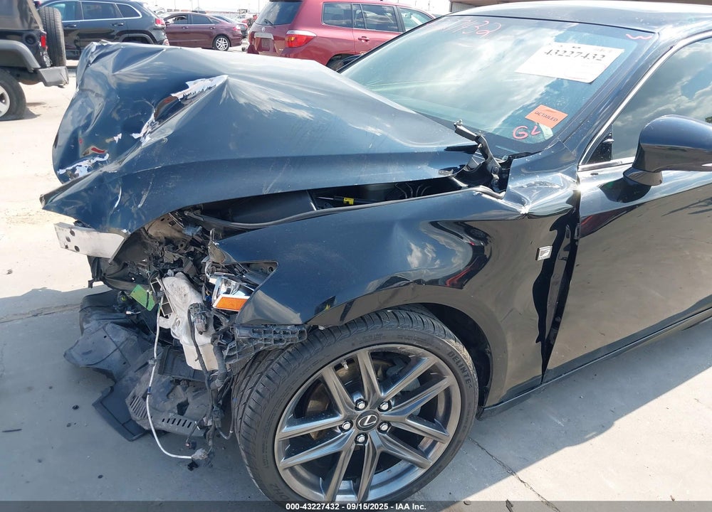 2015 LEXUS IS 250 VIN: JTHBF1D20F5082850