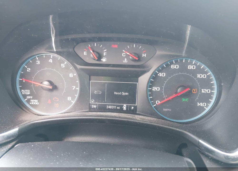 2018 CHEVROLET EQUINOX VIN: 2GNAXREV8J6147126