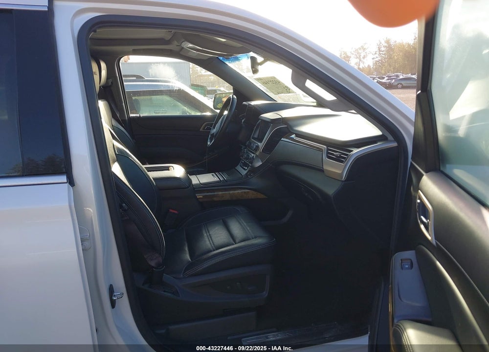 2016 GMC YUKON XL VIN: 1GKS2HKJ7GR429976