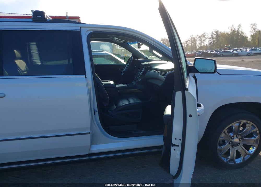 2016 GMC YUKON XL VIN: 1GKS2HKJ7GR429976