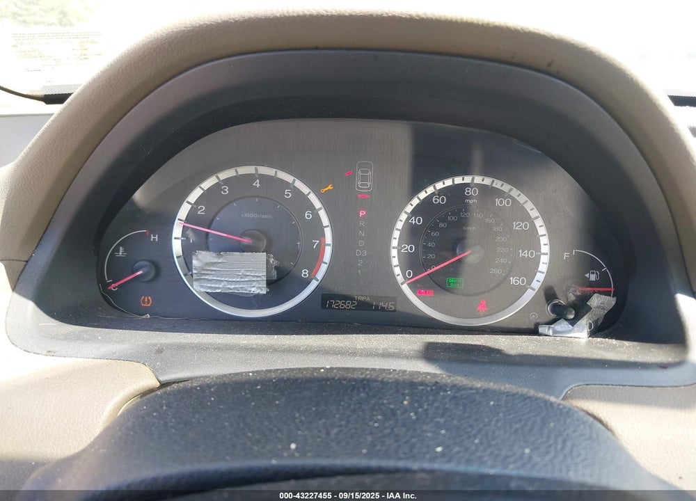 2009 HONDA ACCORD VIN: 1HGCP26349A182364