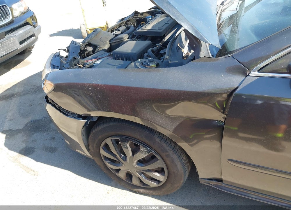 2010 KIA OPTIMA VIN: KNAGG4A8XA5381962
