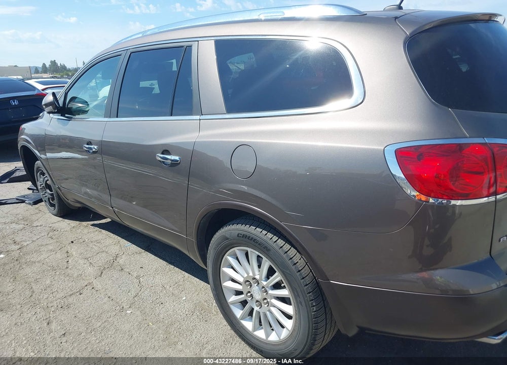 2008 BUICK ENCLAVE CXL VIN: 5GAER23718J111227