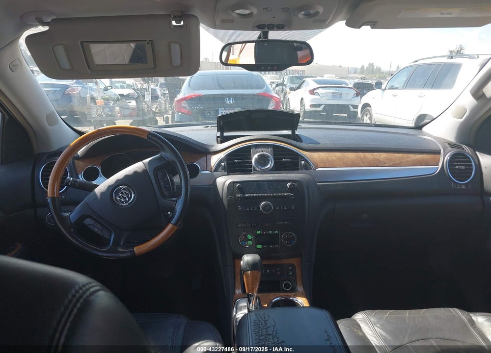 2008 BUICK ENCLAVE CXL VIN: 5GAER23718J111227