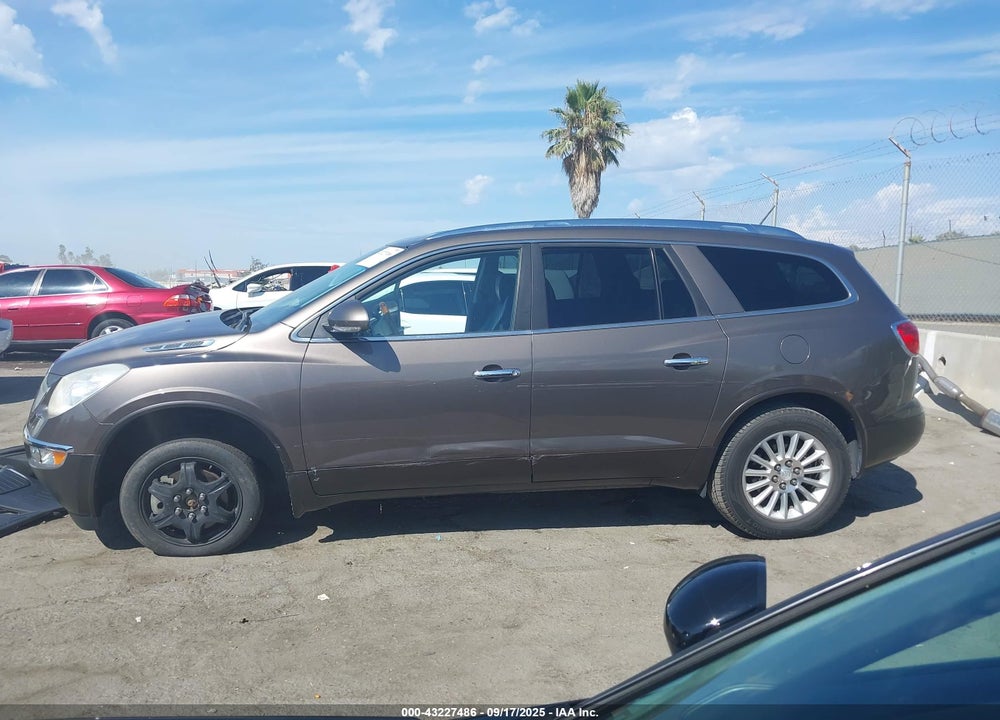 2008 BUICK ENCLAVE CXL VIN: 5GAER23718J111227