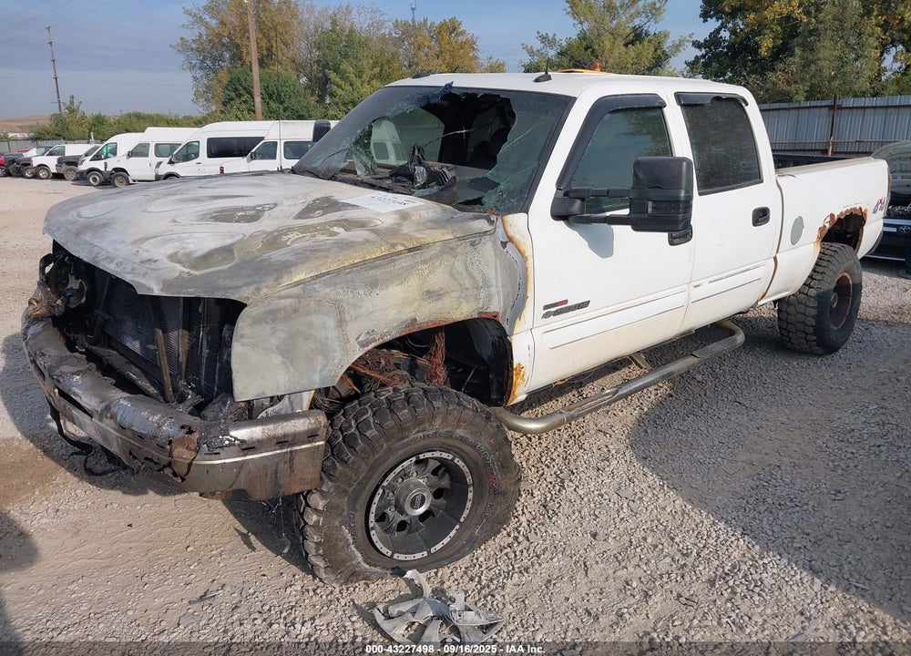 2003 CHEVROLET SILVERADO 2500HD LT VIN: 1GCHK23103F160295