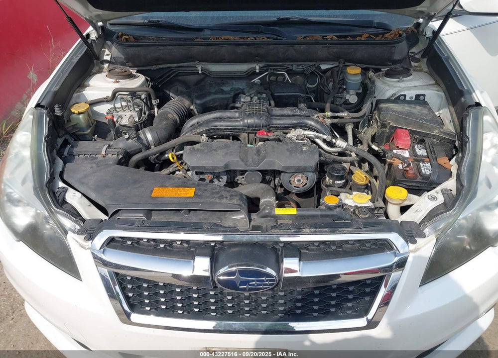2014 SUBARU LEGACY 2.5 I SPORT VIN: 4S3BMBJ64E3012248