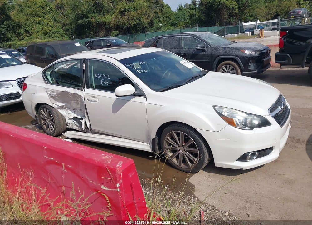 2014 SUBARU LEGACY 2.5 I SPORT VIN: 4S3BMBJ64E3012248