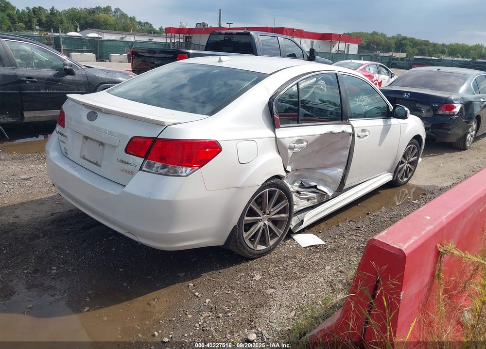 2014 SUBARU LEGACY 2.5 I SPORT VIN: 4S3BMBJ64E3012248