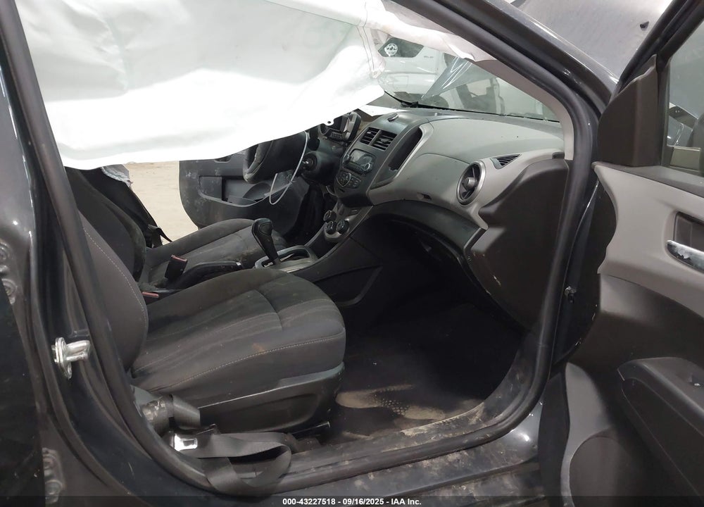 2012 CHEVROLET SONIC VIN: 1G1JC6SH1C4223431