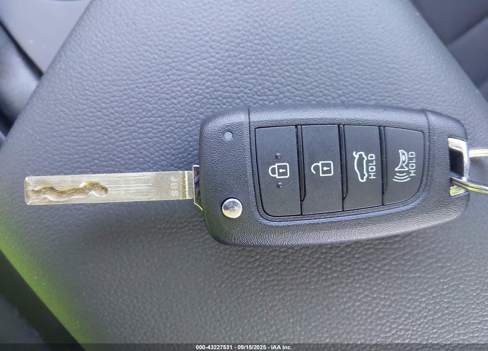 2024 HYUNDAI ELANTRA SE VIN: KMHLL4DG6RU843236