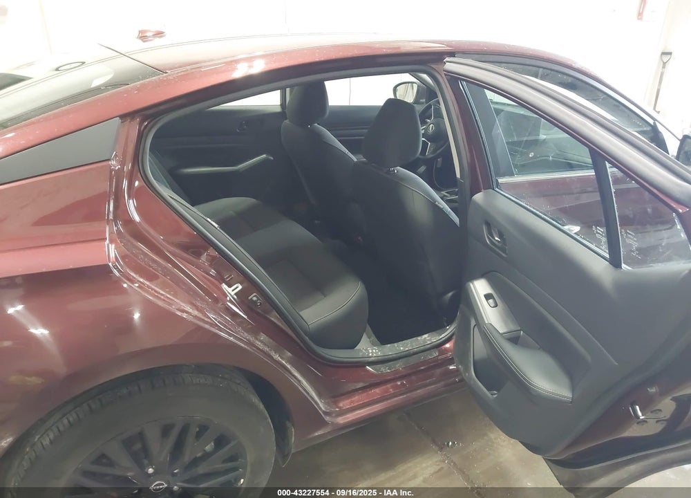 2025 NISSAN ALTIMA VIN: 1N4BL4DWXSN375315