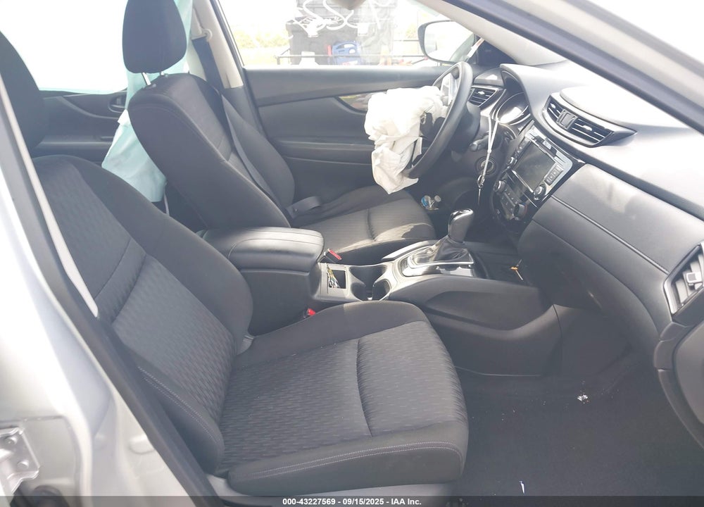 2020 NISSAN ROGUE S INTELLIGENT AWD VIN: JN8AT2MV5LW109685