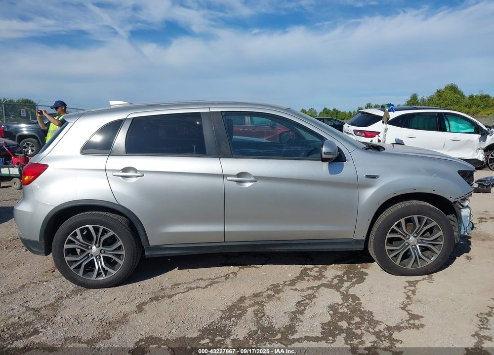 2019 MITSUBISHI OUTLANDER SPORT VIN: JA4AR3AU3KU030564
