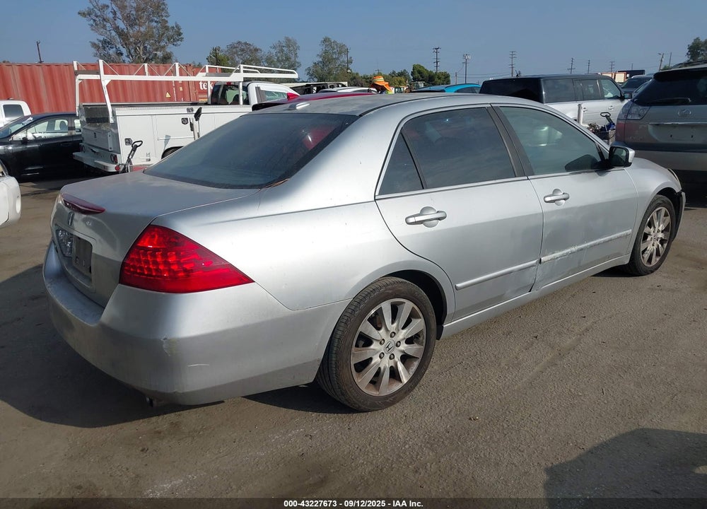 2007 HONDA ACCORD 3.0 EX VIN: 1HGCM66547A104861