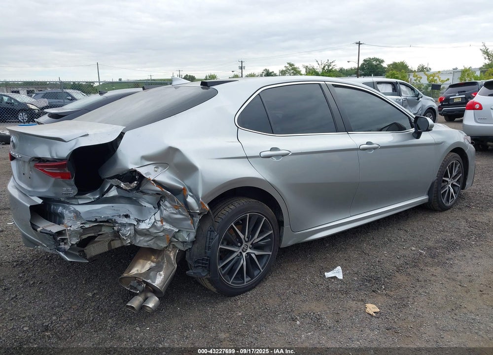 2021 TOYOTA CAMRY VIN: 4T1G11BK1MU023944