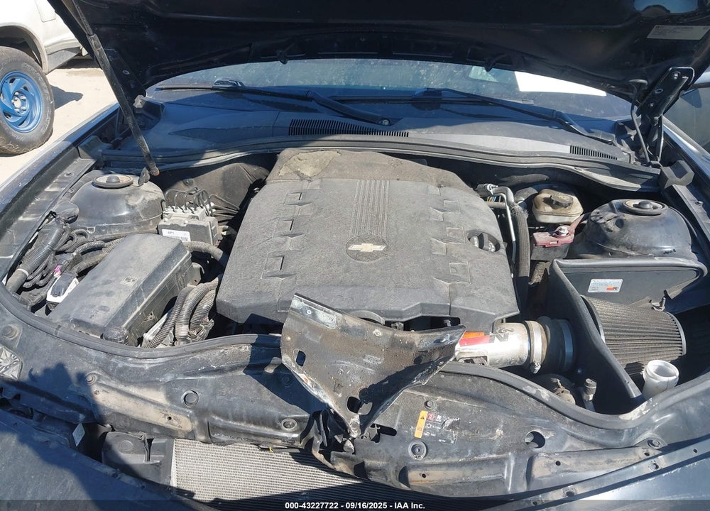 2015 CHEVROLET CAMARO VIN: 2G1FB1E33F9134327
