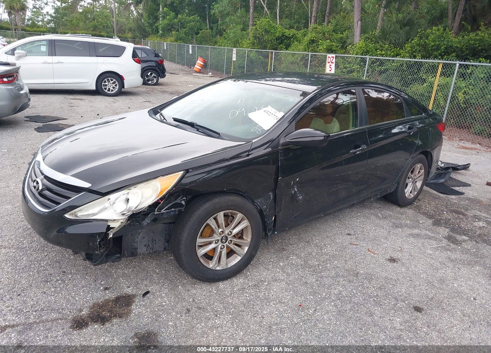 2014 HYUNDAI SONATA VIN: 5NPEB4AC6EH901576