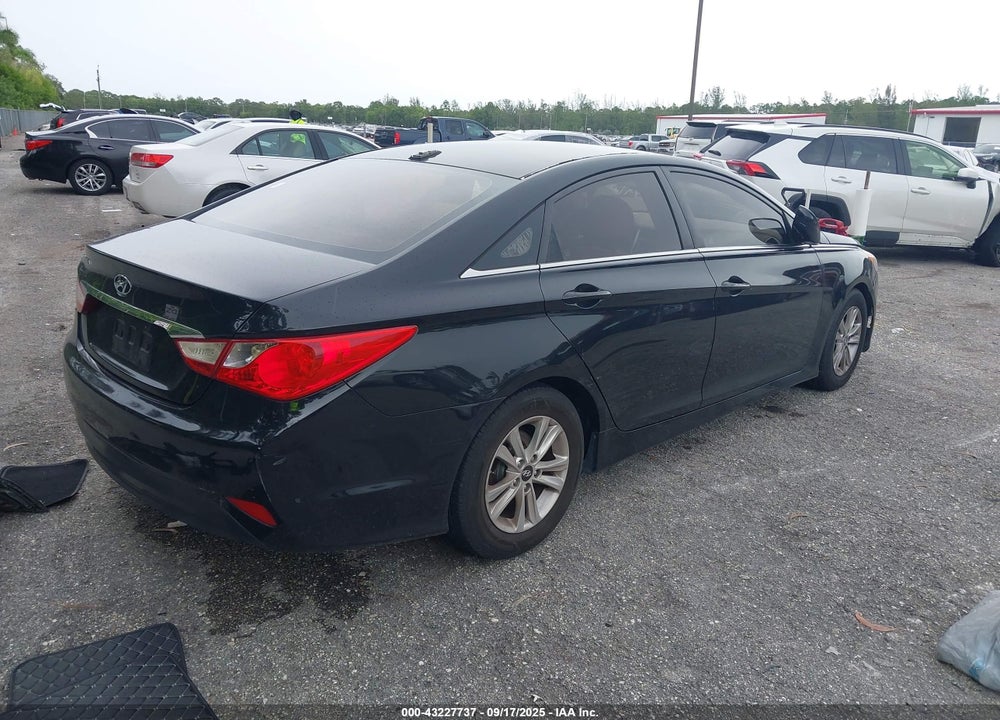 2014 HYUNDAI SONATA VIN: 5NPEB4AC6EH901576