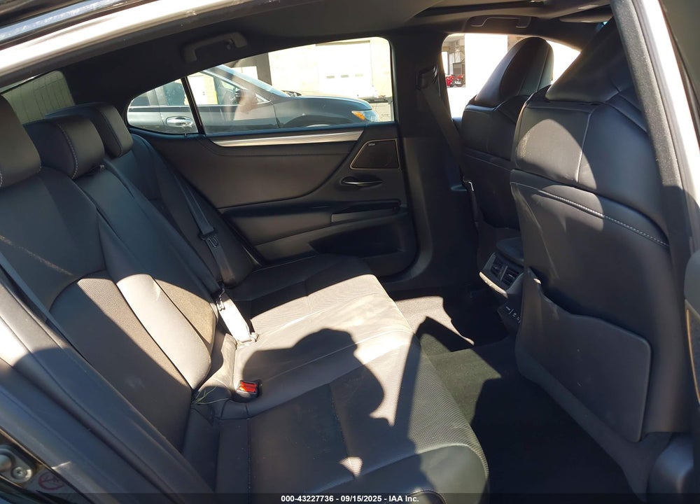 2019 LEXUS ES 350 F-SPORT VIN: 58ABZ1B11KU013494