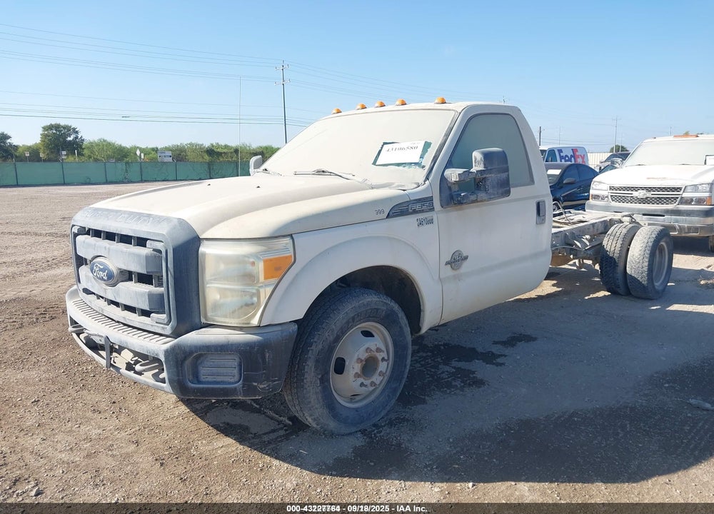 2013 FORD F-350 CHASSIS XL VIN: 1FDRF3GT6DEA18188