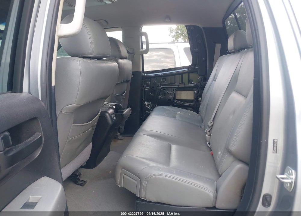 2008 TOYOTA TUNDRA VIN: 5TFBV541X8X079450