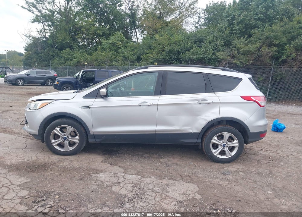 2016 FORD ESCAPE VIN: 1FMCU9G94GUC83057