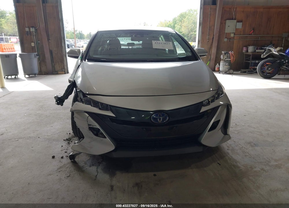 2021 TOYOTA PRIUS PRIME VIN: JTDKAMFP3M3166390