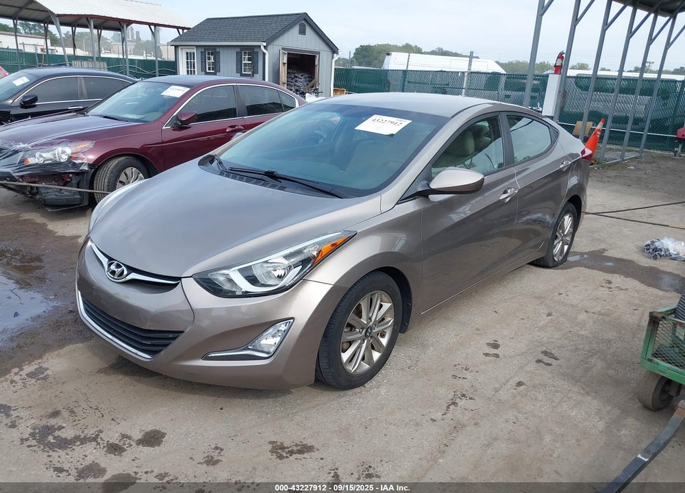 2016 HYUNDAI ELANTRA VIN: 5NPDH4AE0GH749079