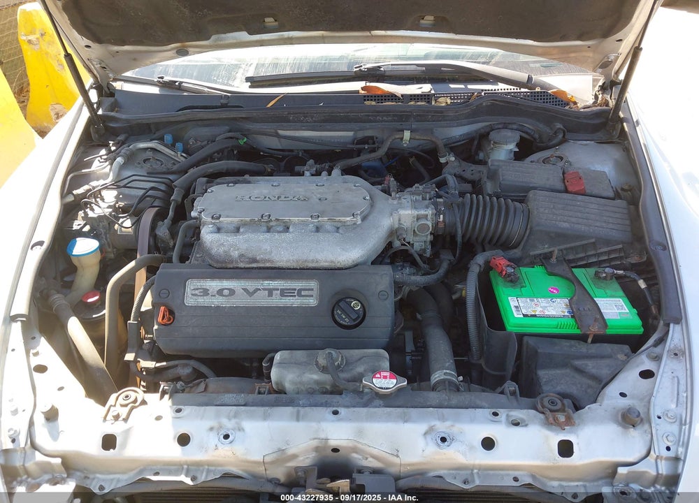 2005 HONDA ACCORD 3.0 EX VIN: 1HGCM66585A075393