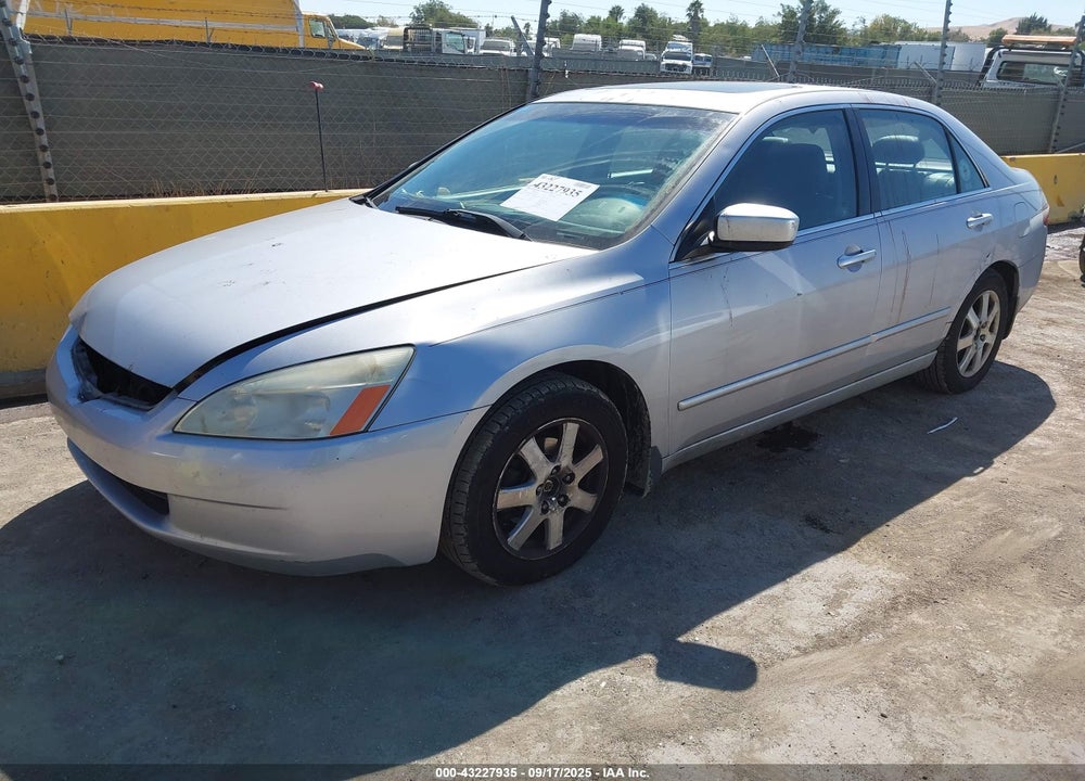 2005 HONDA ACCORD 3.0 EX VIN: 1HGCM66585A075393