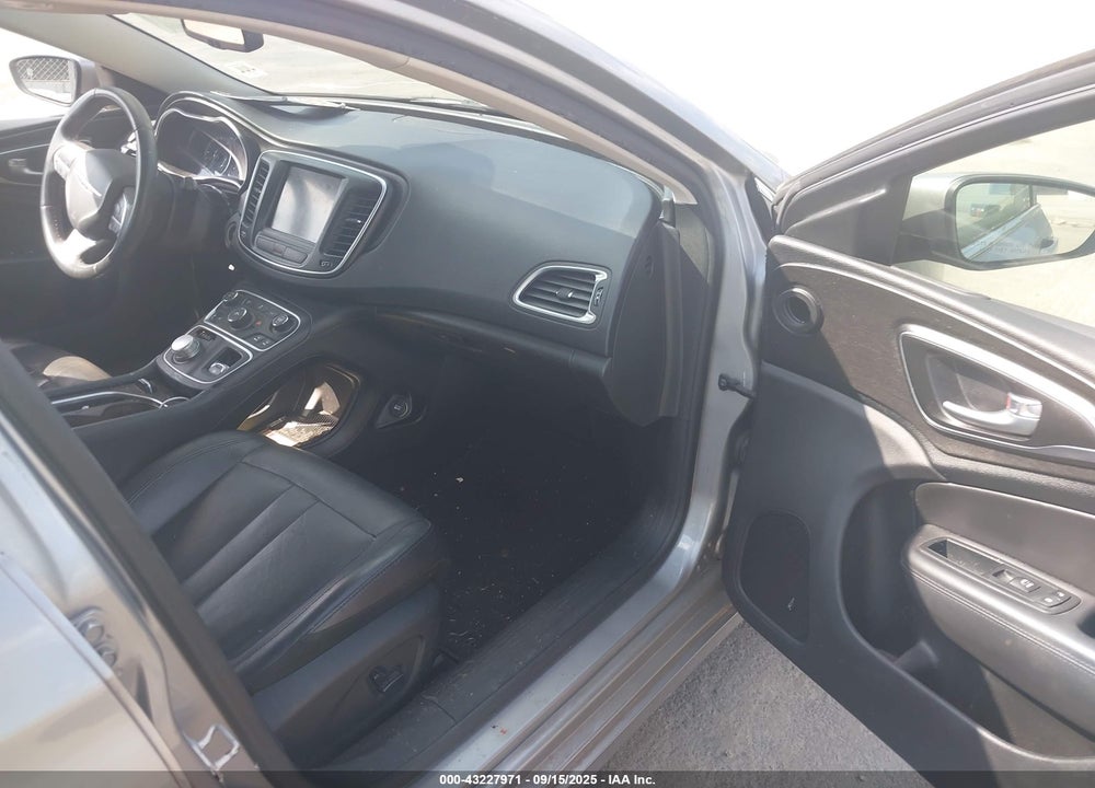 2016 CHRYSLER 200 VIN: 1C3CCCAB7GN182836
