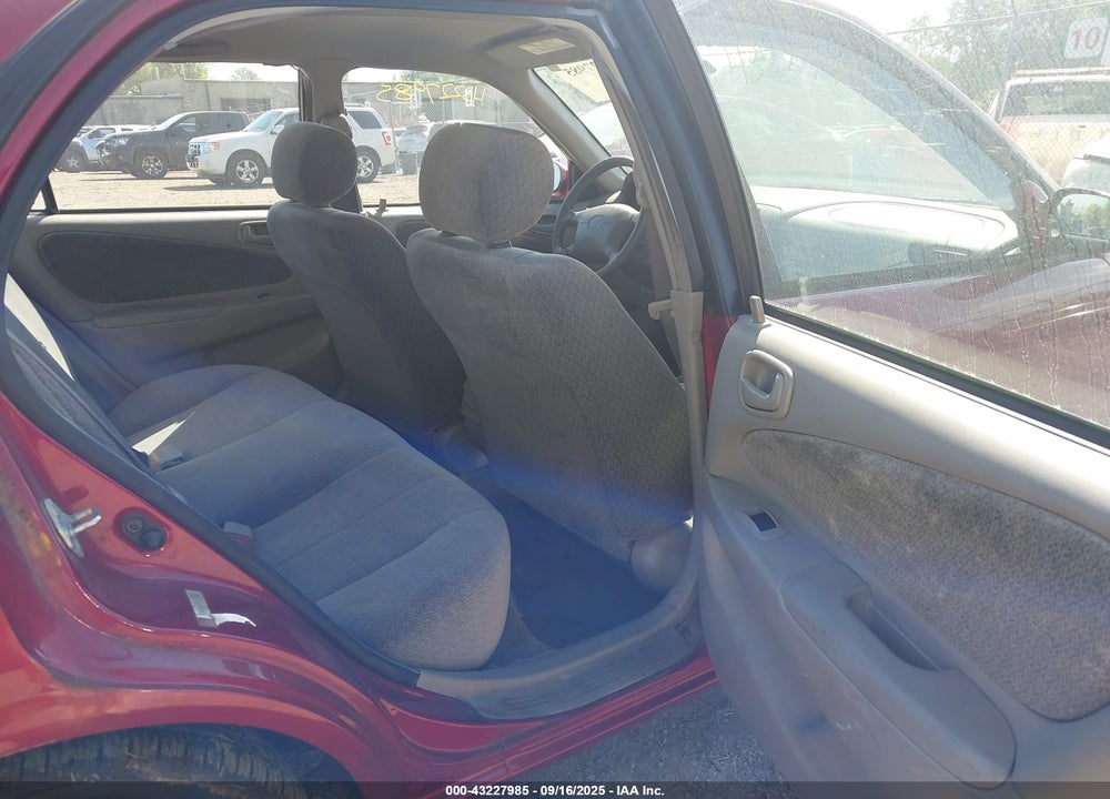 2001 TOYOTA COROLLA VIN: 2T1BR12E31C498862