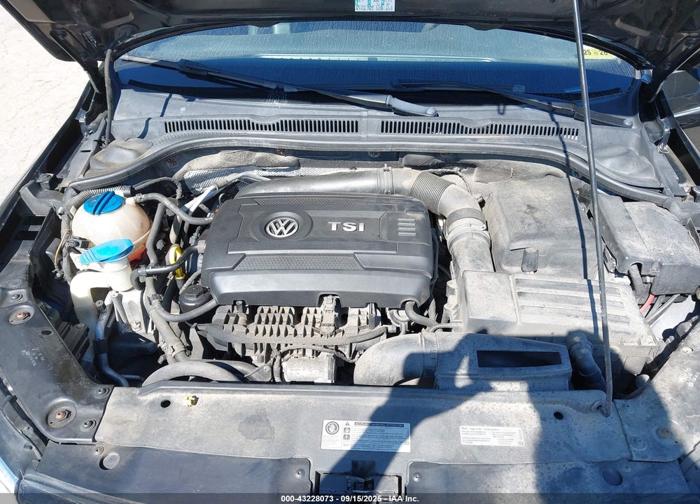 2014 VOLKSWAGEN JETTA 1.8T SE VIN: 3VWD17AJ6EM202499