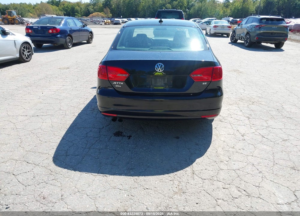 2014 VOLKSWAGEN JETTA 1.8T SE VIN: 3VWD17AJ6EM202499