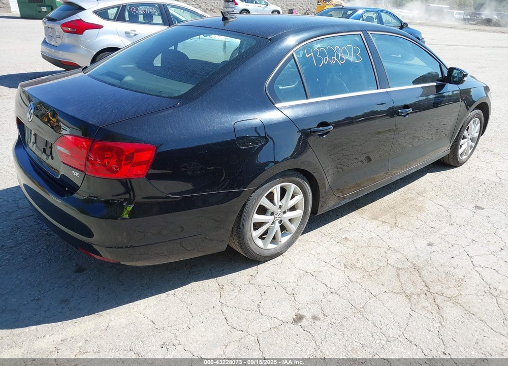 2014 VOLKSWAGEN JETTA 1.8T SE VIN: 3VWD17AJ6EM202499