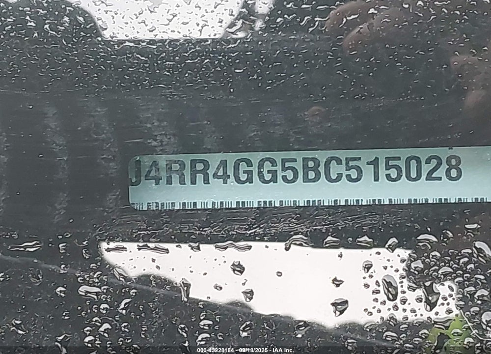 2011 JEEP GRAND CHEROKEE VIN: 1J4RR4GG5BC515028