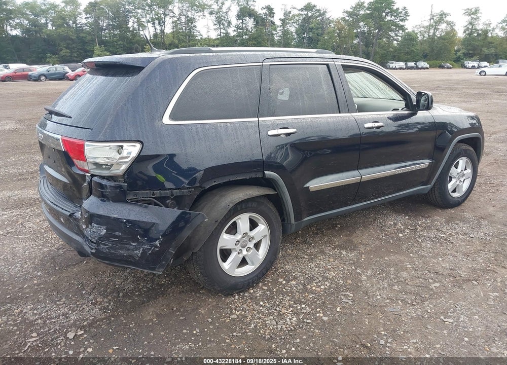 2011 JEEP GRAND CHEROKEE VIN: 1J4RR4GG5BC515028
