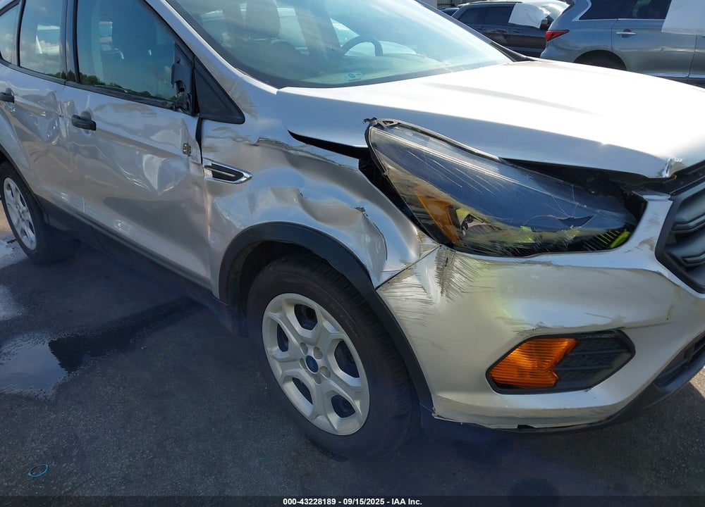 2019 FORD ESCAPE VIN: 1FMCU0F77KUA58927