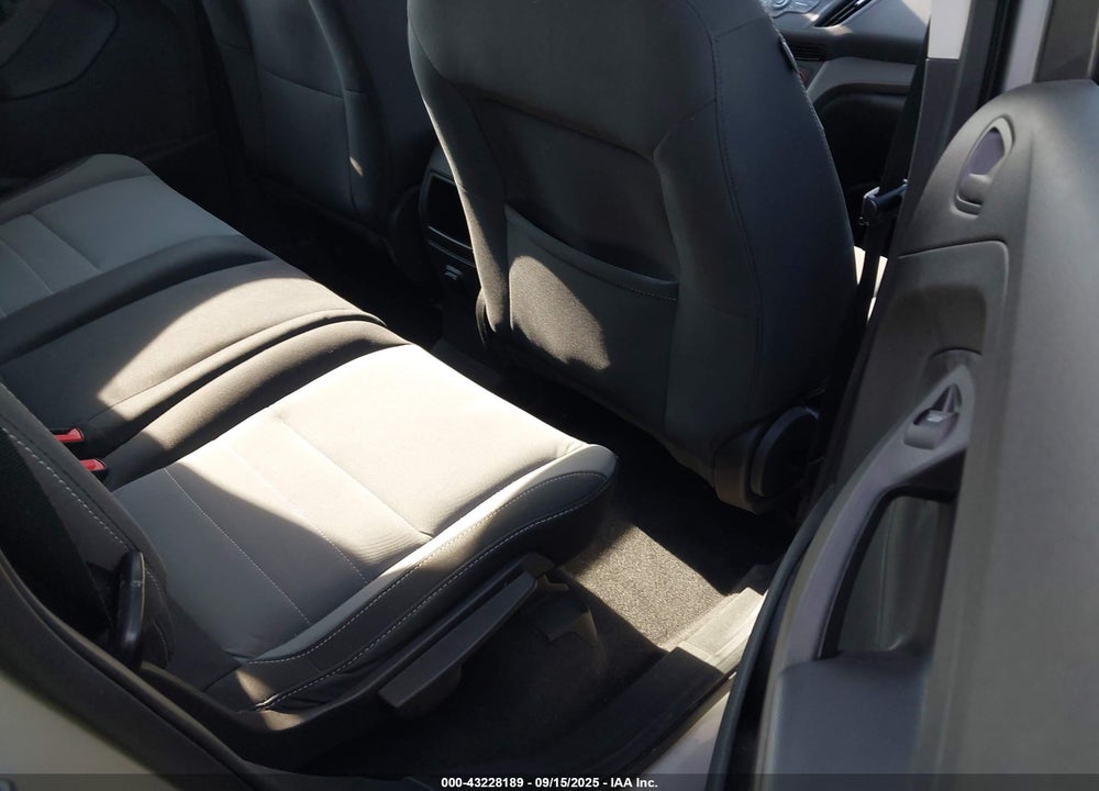 2019 FORD ESCAPE VIN: 1FMCU0F77KUA58927